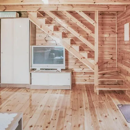 In Wegorzewo With Sauna בית נופש