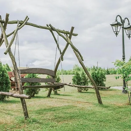 In Wegorzewo With Sauna בית נופש